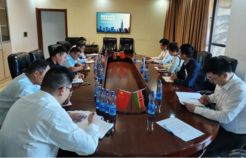集團(tuán)公司董事長(zhǎng)王元旦一行赴肯尼亞慰問與指導(dǎo)工作1121.png